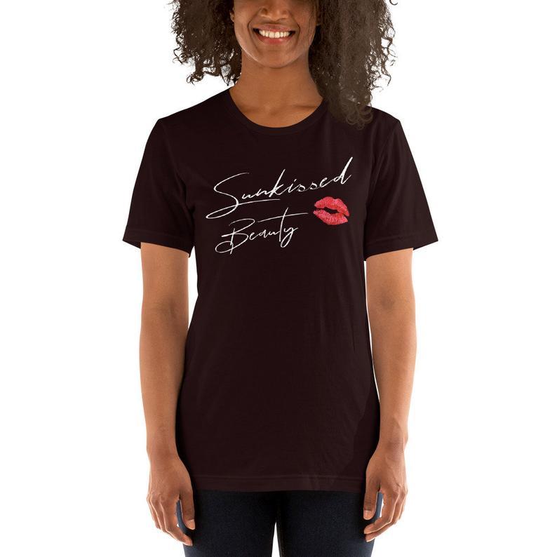 Sunkissed Beauty Women's T-shirt (Oxblood Black)